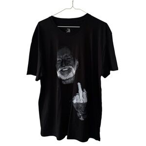 Willie Nelson Middle Finger Black Graphic T Shirt Crew Neck Edgy Zion Roots Wear